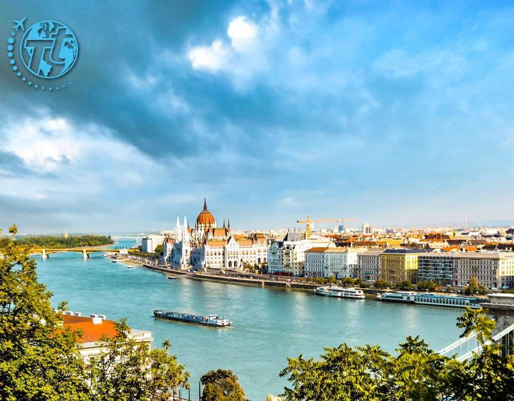 Da Roma a Budapest! Prezzo a persona, 2 notti, volo incluso hotel  + volo a/r da SOLI 64€!